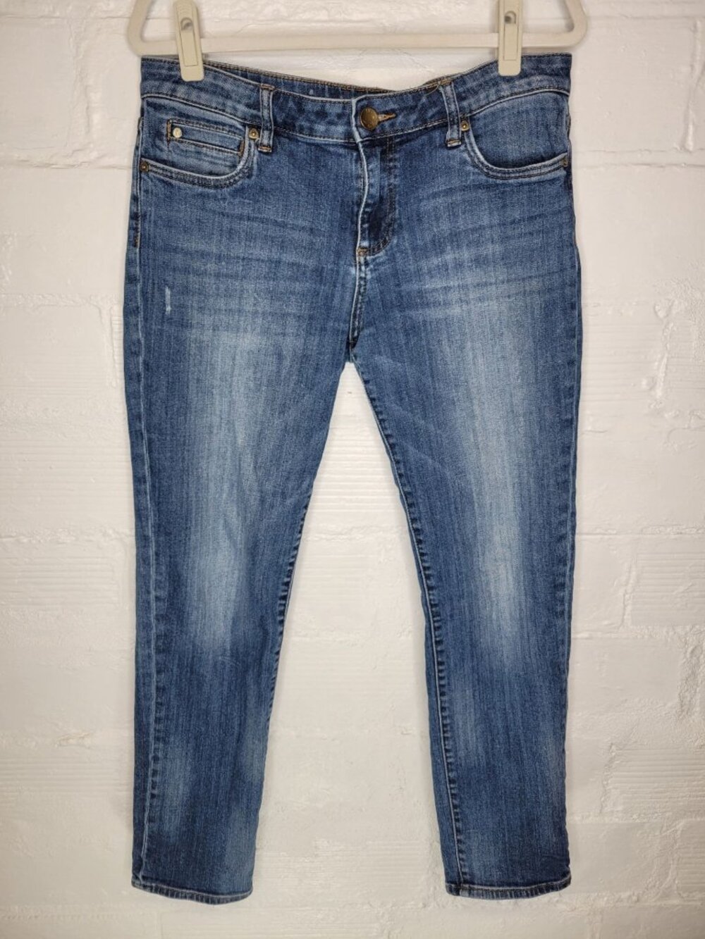 Kut From The Kloth Women's Size 10 Jeans Straight Light Distressing